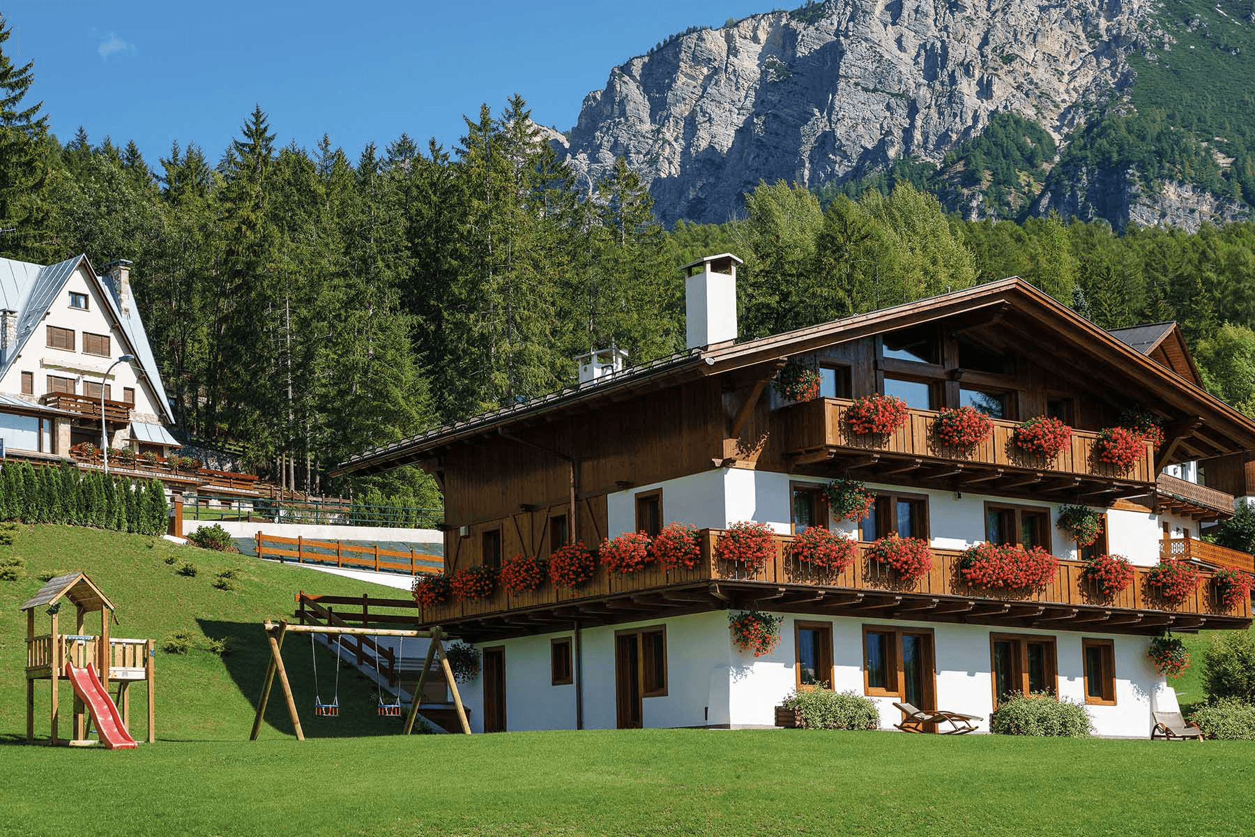 LUXURY HOUSE IN DOLOMITES - Image 1